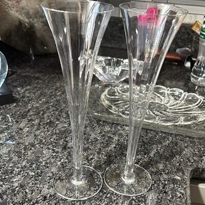 Stylish Clear Glass Flutes